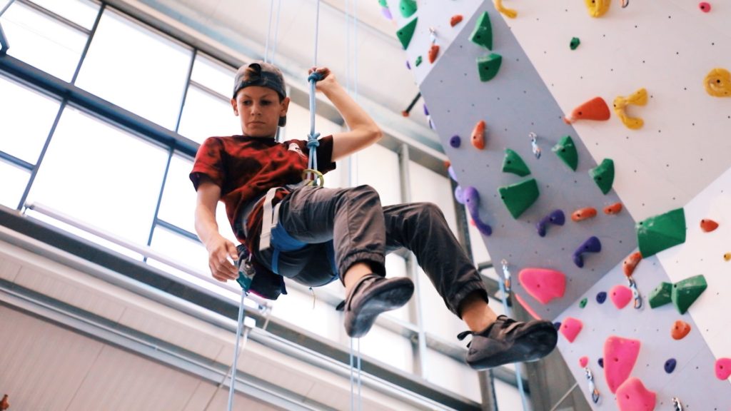 mast family climbing in ripon california at alpine climbing